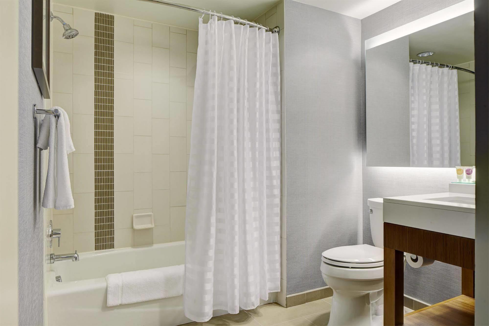 Hyatt Place New York Yonkers Exterior foto